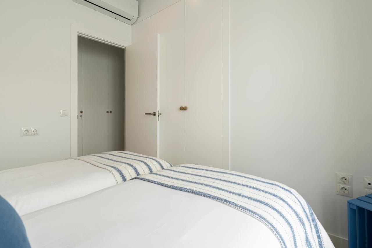 Apartamento Mistral Playa La Caleta Ascensor Grupo Ac Gestion Cádiz